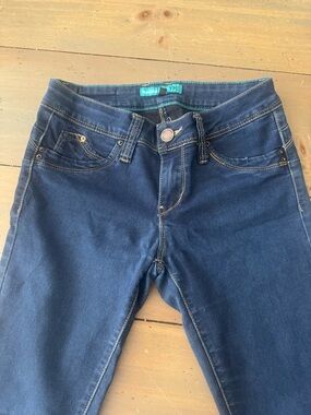 YMI Junior’s Skinny Jeans in Dark Blue